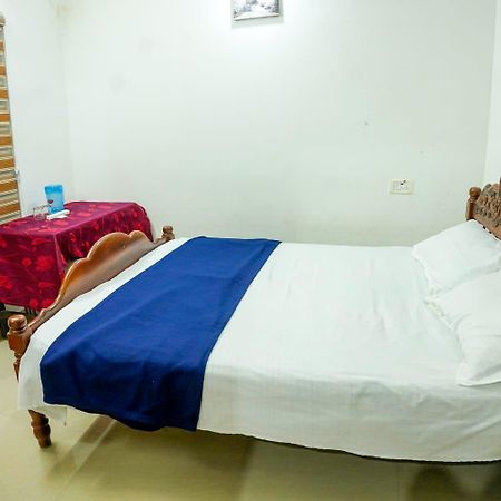 Koonamparayil Home Stay Munnar Anaviratty-Family Only Luaran gambar