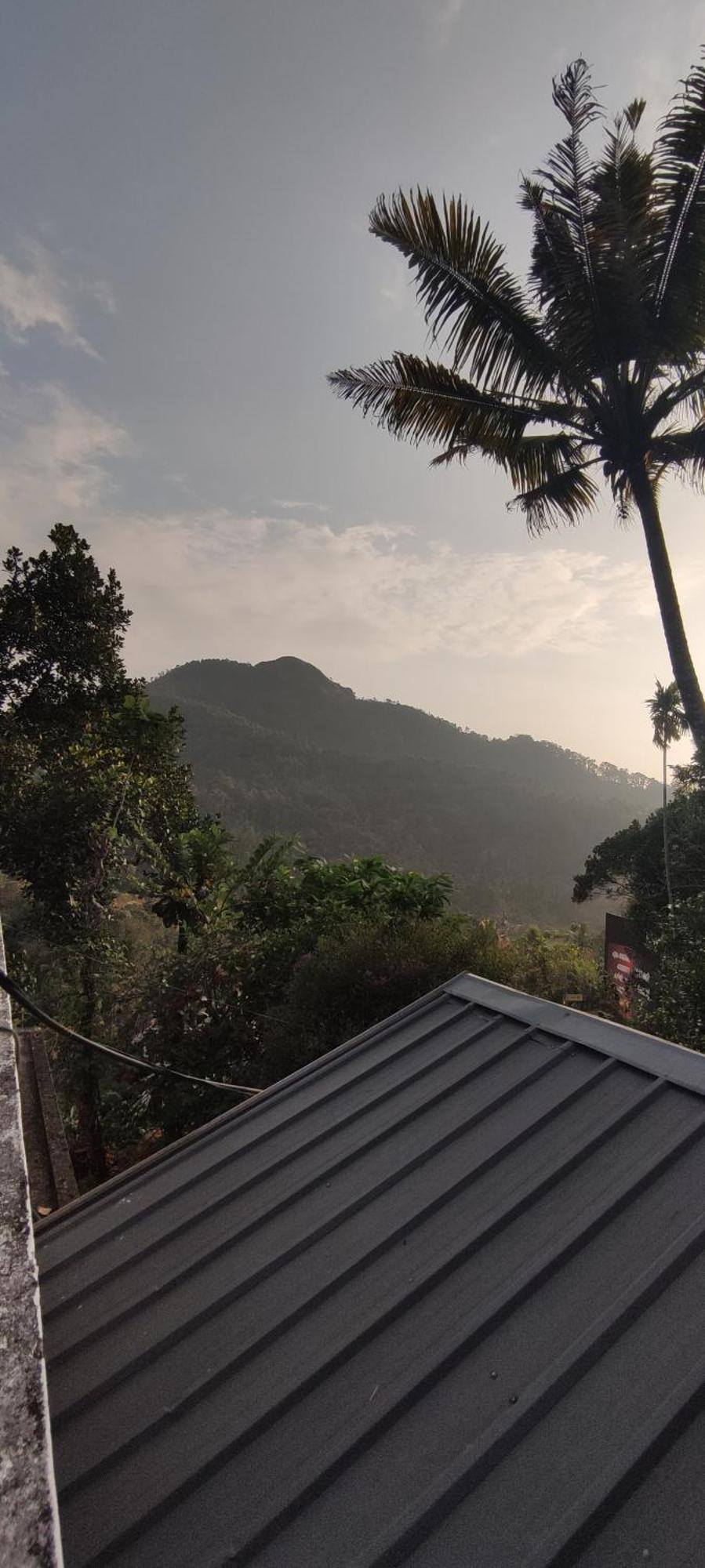 Koonamparayil Home Stay Munnar Anaviratty-Family Only Luaran gambar