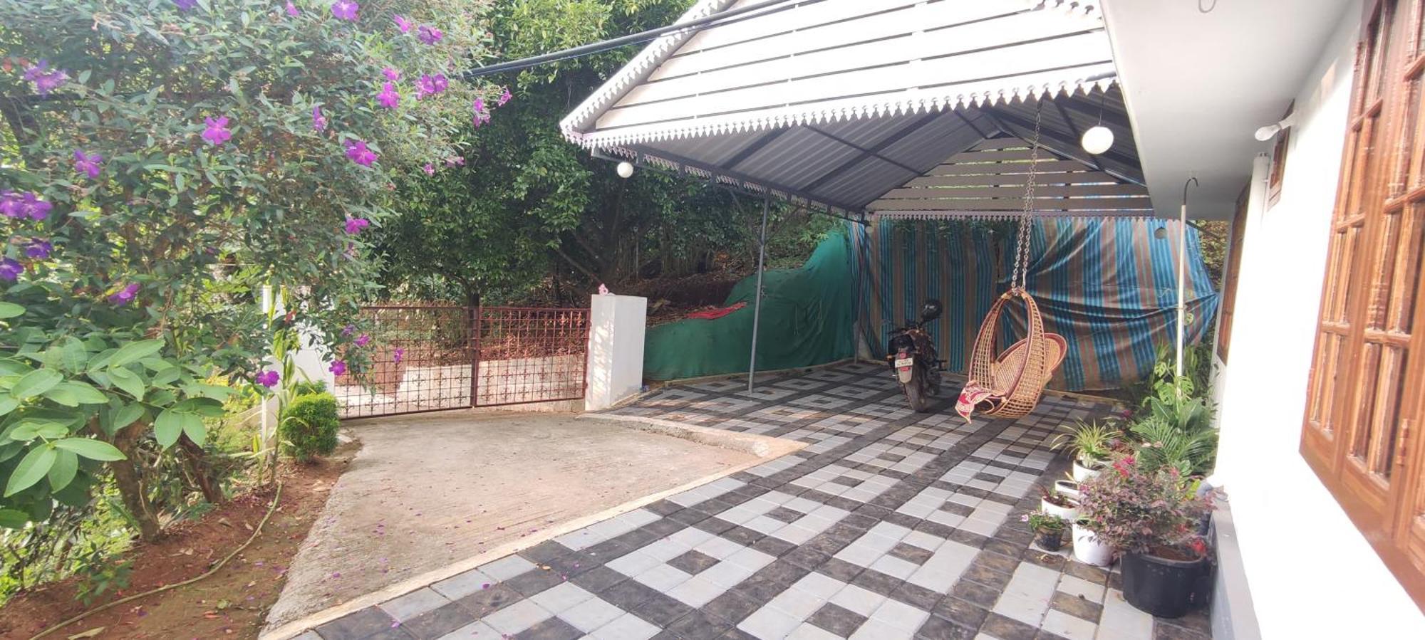Koonamparayil Home Stay Munnar Anaviratty-Family Only Luaran gambar